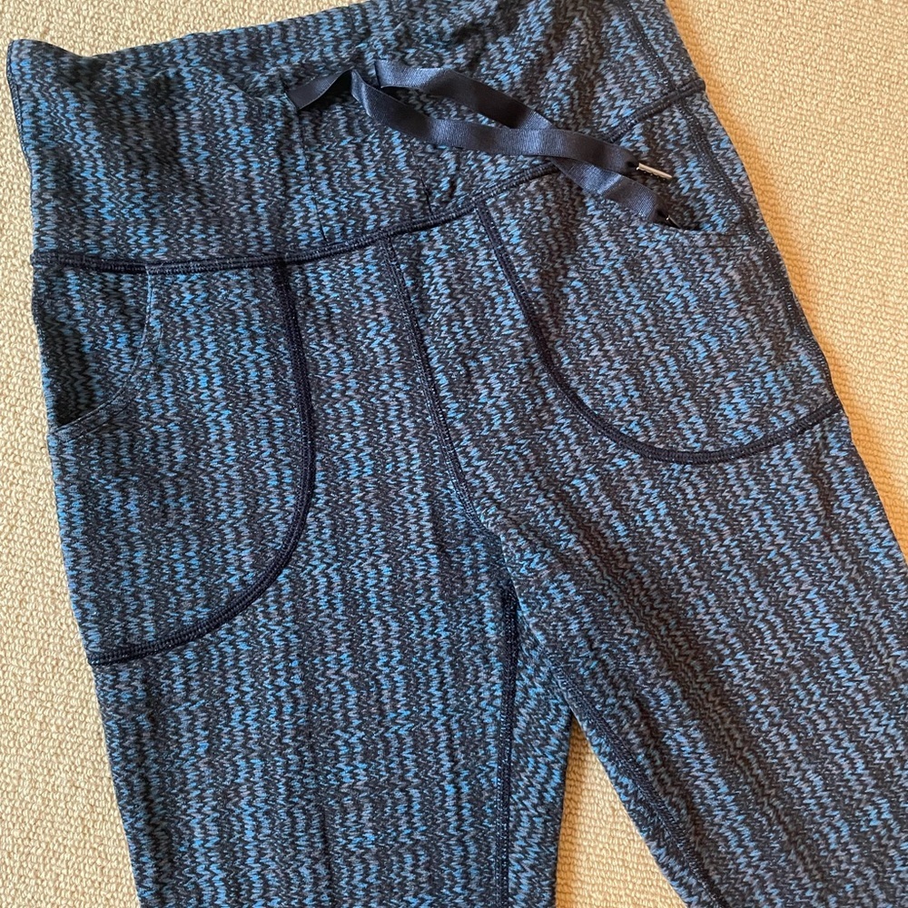 Lululemon straight leg 6 33.5” - Picture 6 of 15